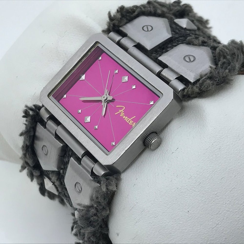 Fender Women Watch Very Unique Analog Wrist Watch - Picture 1 of 8